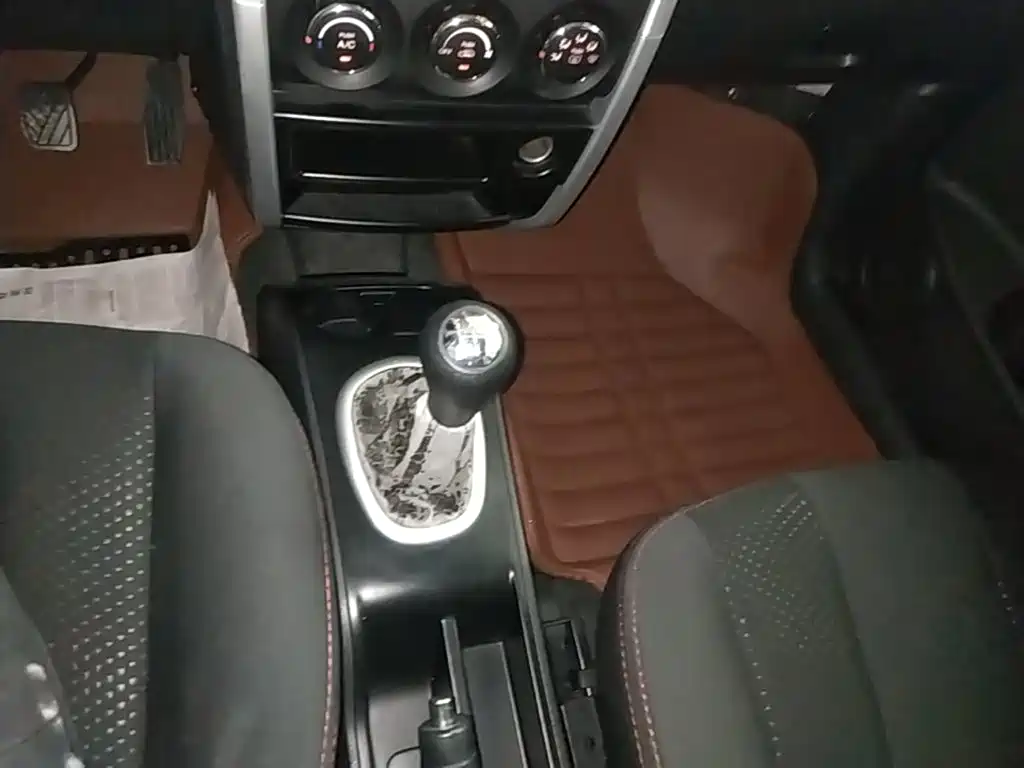 Changan CX20 2015 2014 1.4L Manual Sport Edition (China V)