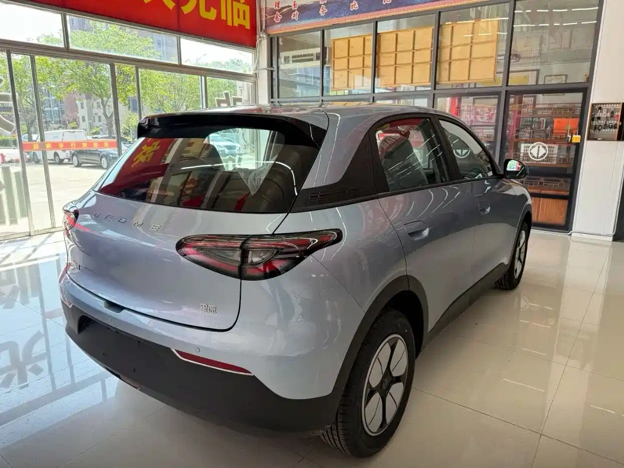 Geely Galaxy Starry Wish 2026 Edition 310km Youth Version фото 7