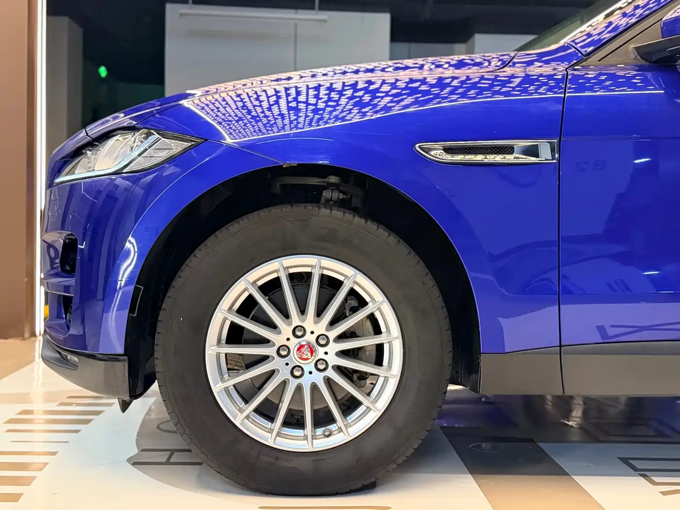 Jaguar F-PACE 2017 2018 2.0T 4WD Urban Premium Edition