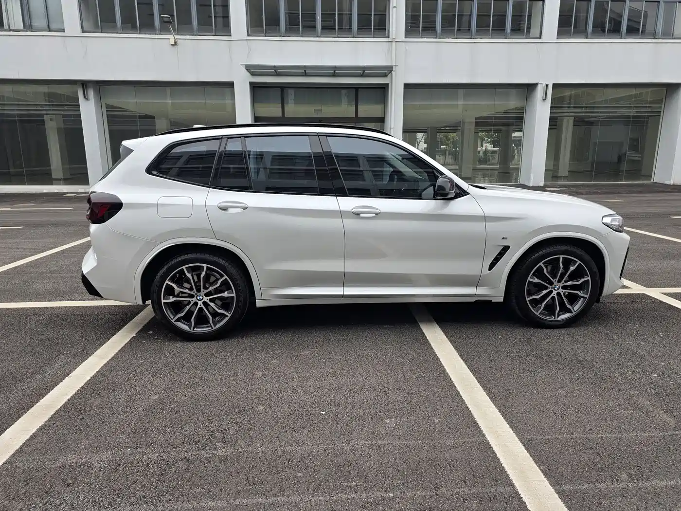 BMW X3 2022 xDrive30i Leading M Night Package фото 12