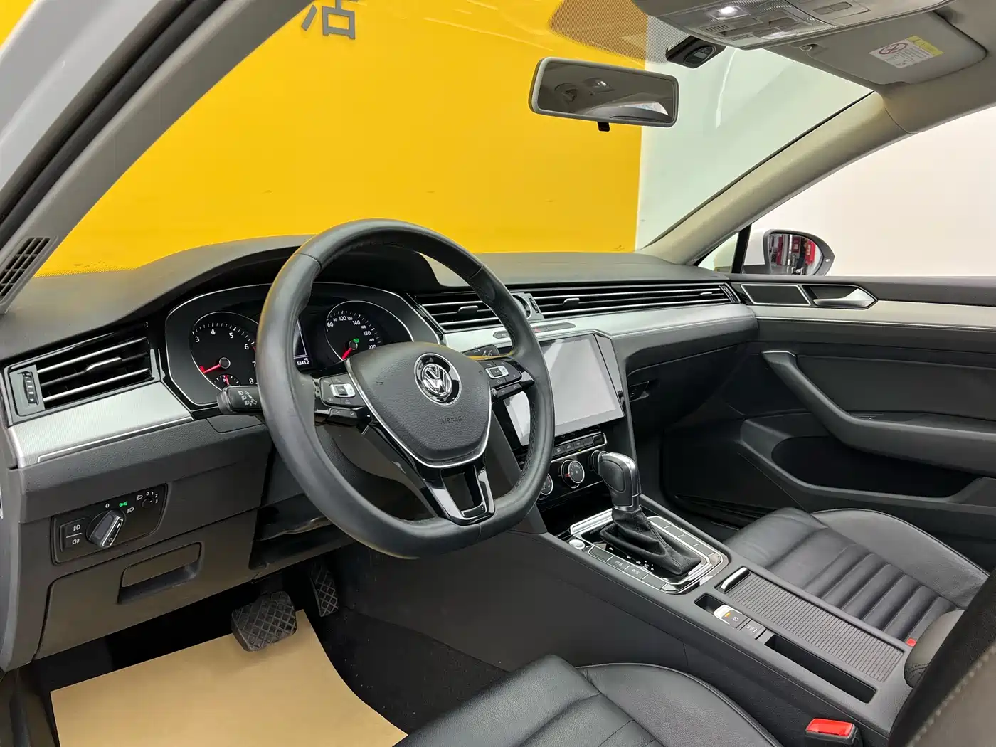 Volkswagen Magotan 2017 330TSI DSG Leading фото 5