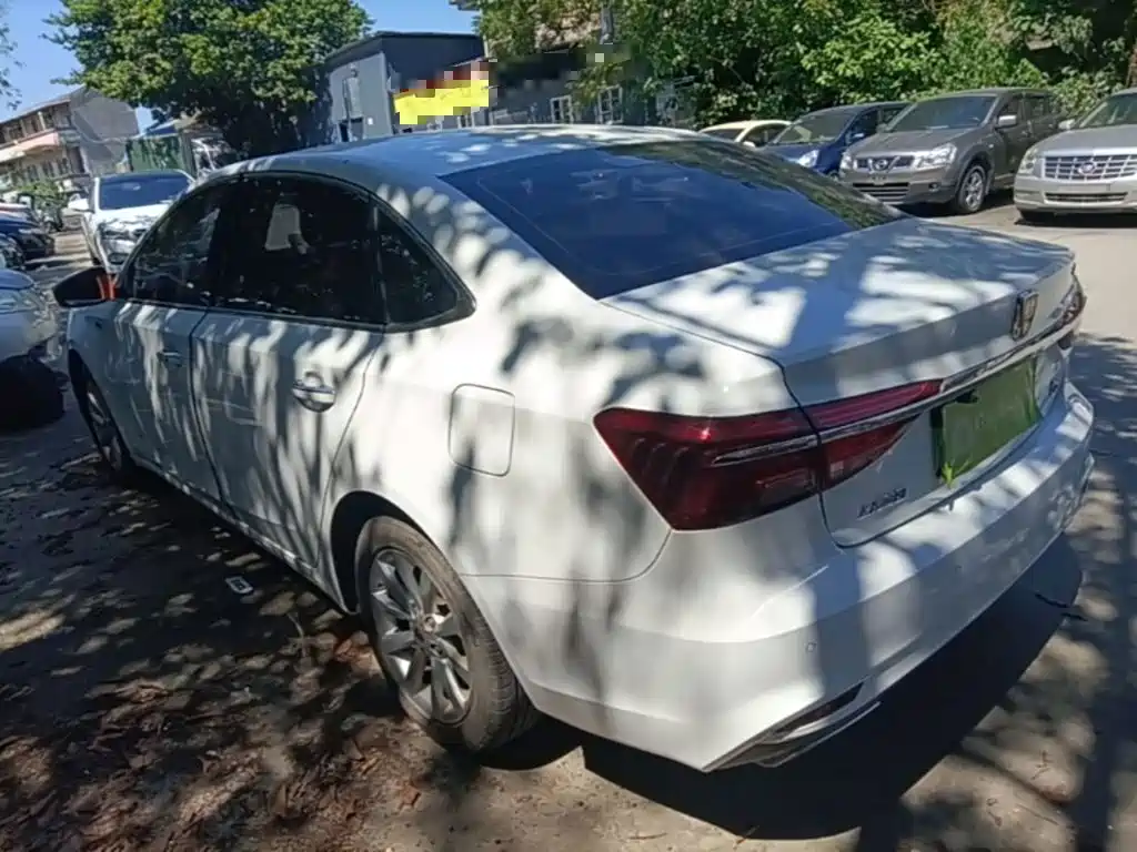 Roewe i6 2017 2017 20T Auto Flagship Edition