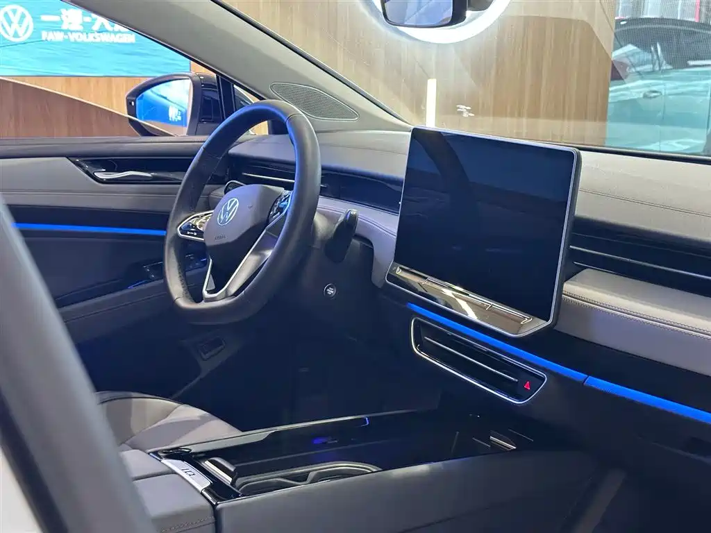 VOLKSWAGEN ID.7 VIZZION