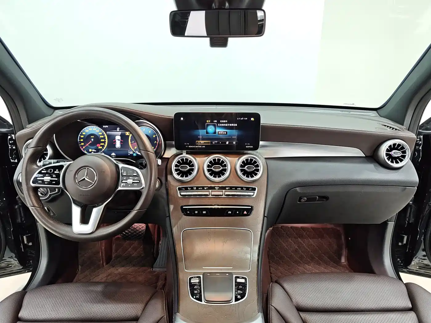 Mercedes-Benz GLC 2022 Model GLC 300 L 4MATIC Dynamic Edition фото 7