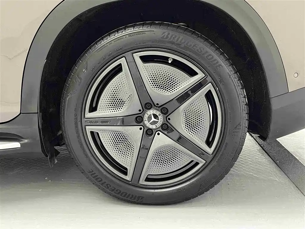 Mercedes-Benz EQE SUV 2024 500 4MATIC Flagship Edition фото 16