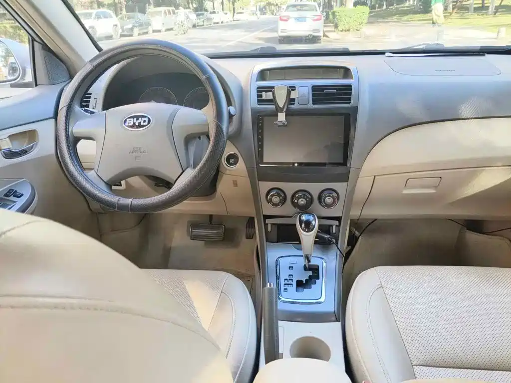 BYD L3 2014 2013 1.5L Automatic Comfort