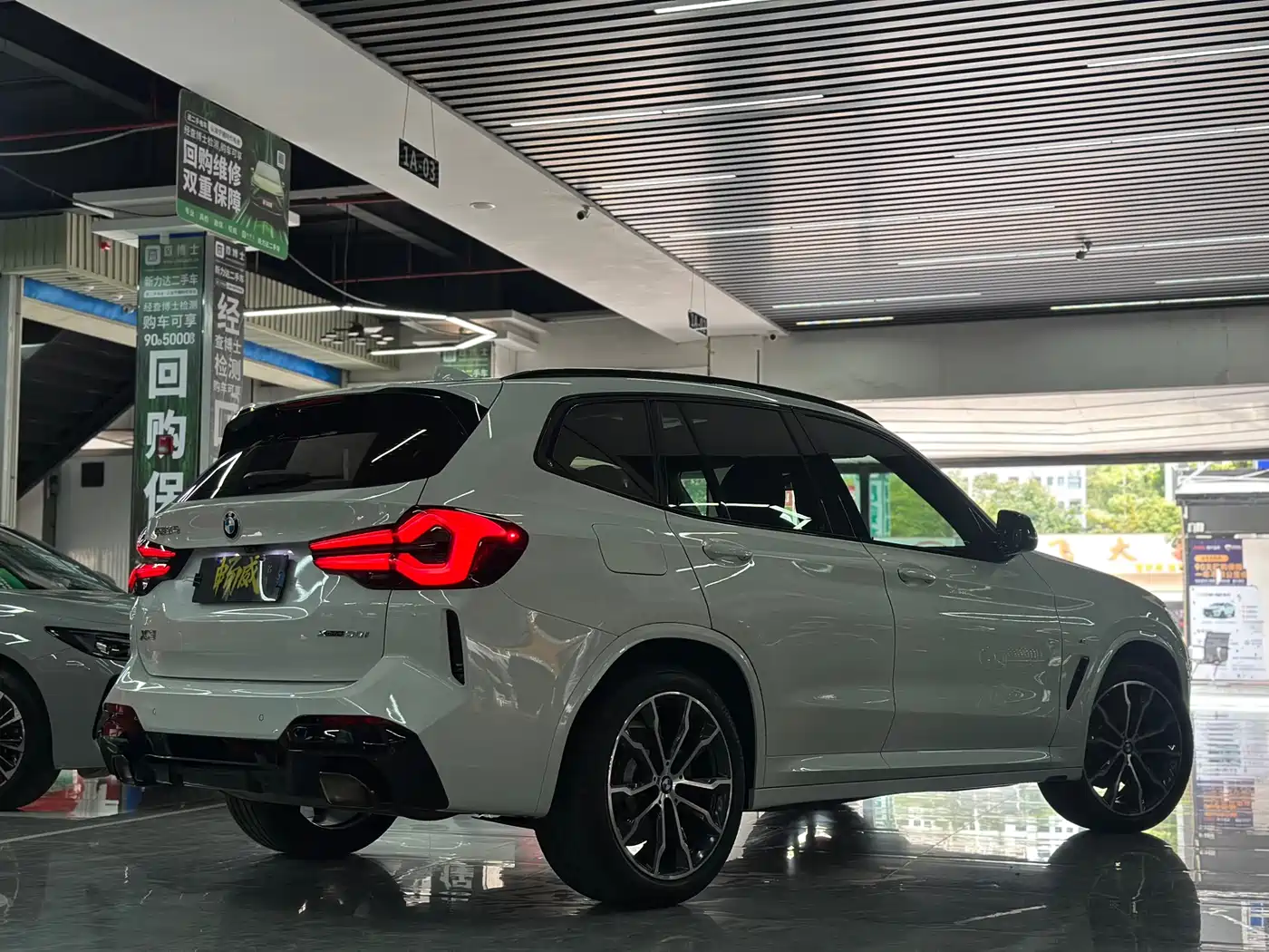 BMW X3 2022 xDrive30i Leading M Night Package фото 6