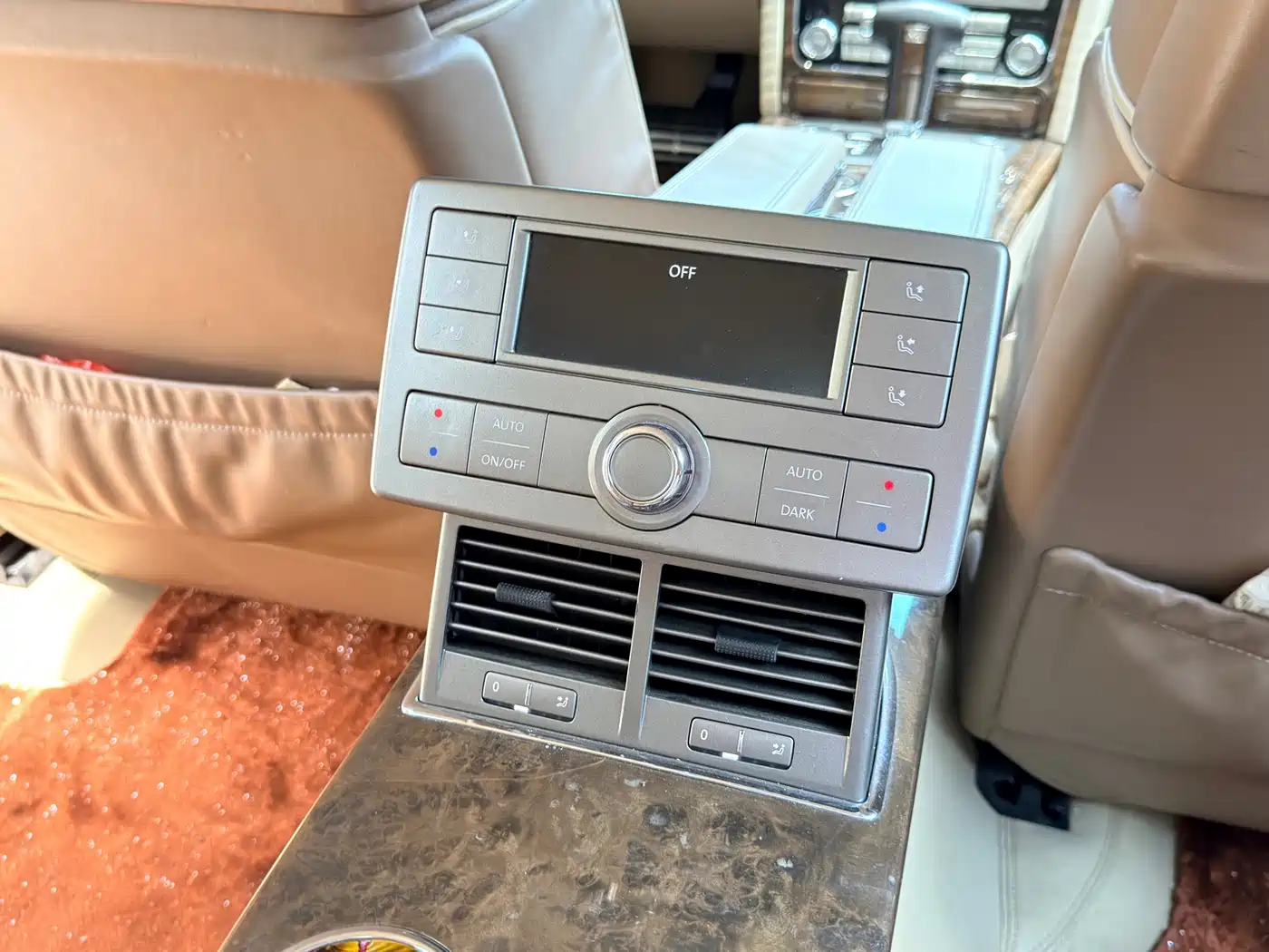 Volkswagen Phaeton 2012 2012 3.6L Premium Custom