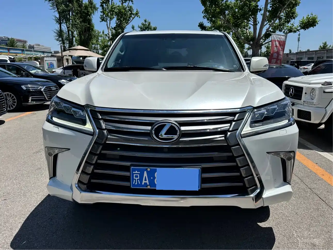 Lexus LX 2019 570 Dynamic Luxury Edition фото 2