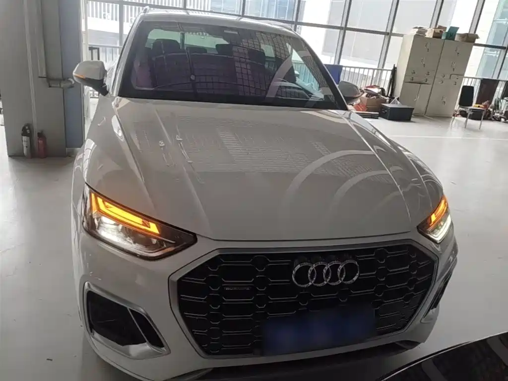 Audi Q5L 2022 Facelift 40T Luxury Dynamic фото 3