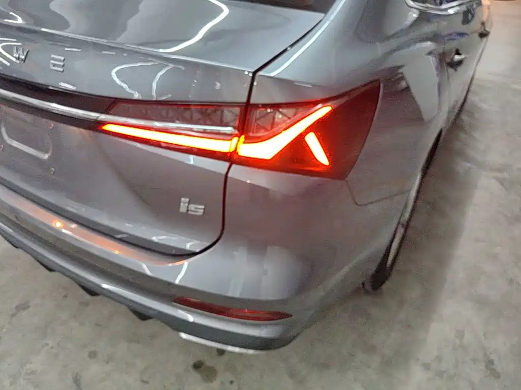 Photo 8 - Roewe i5