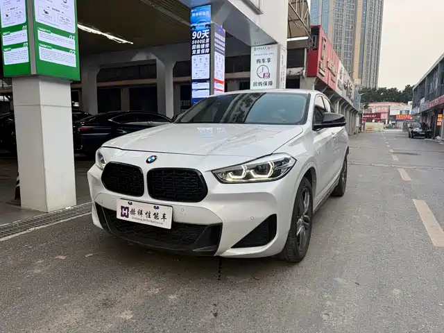 BMW X2