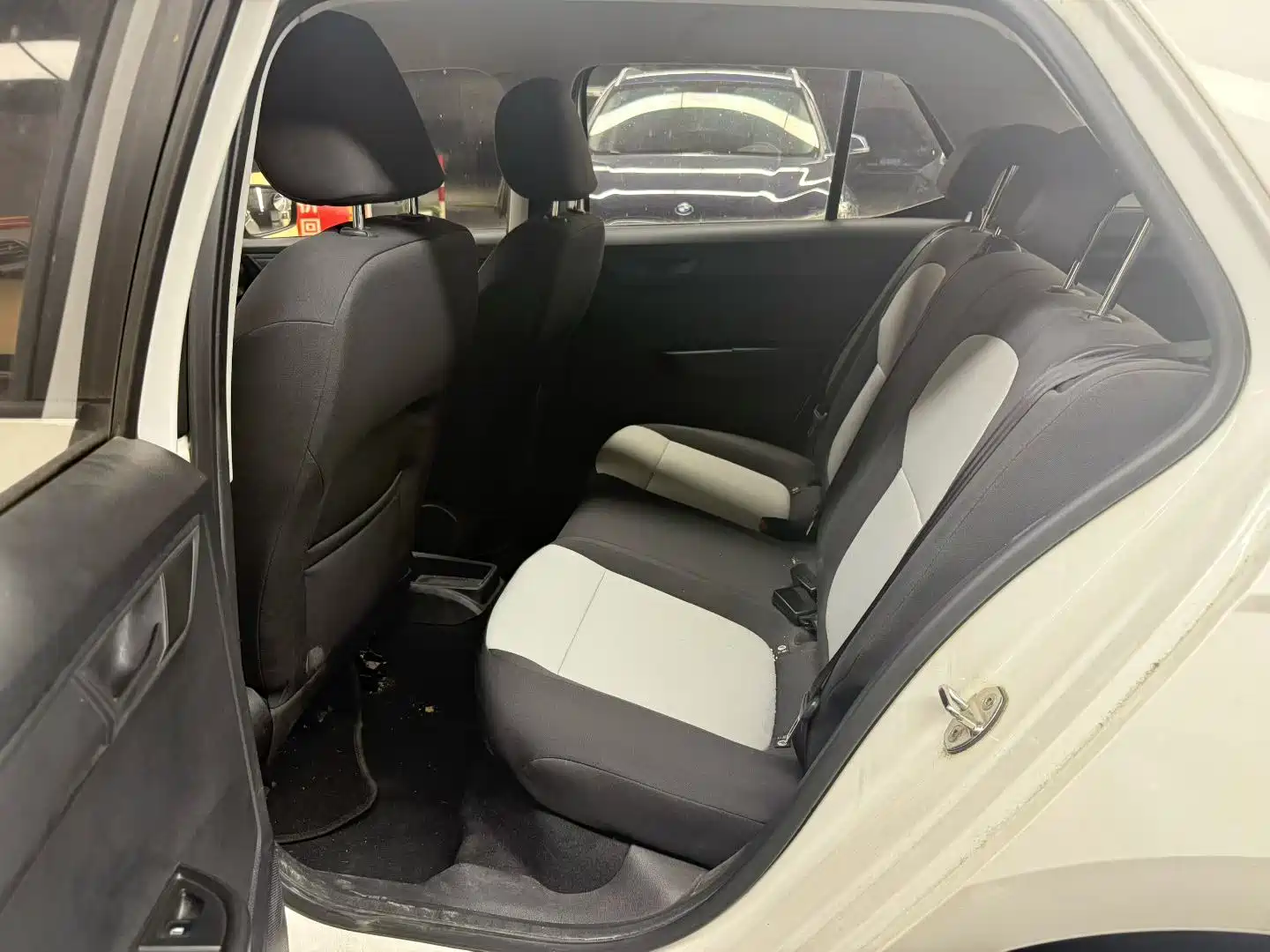 صورة 8 - Škoda Fabia