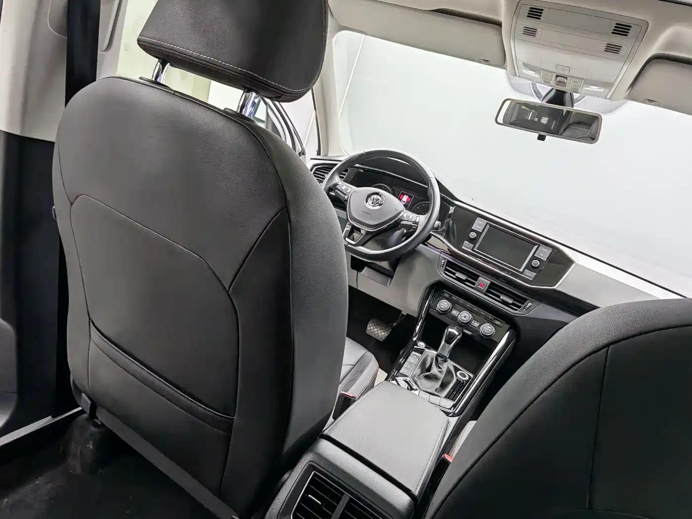 Volkswagen Tayron 2019 330TSI 2WD Luxury China VI фото 7