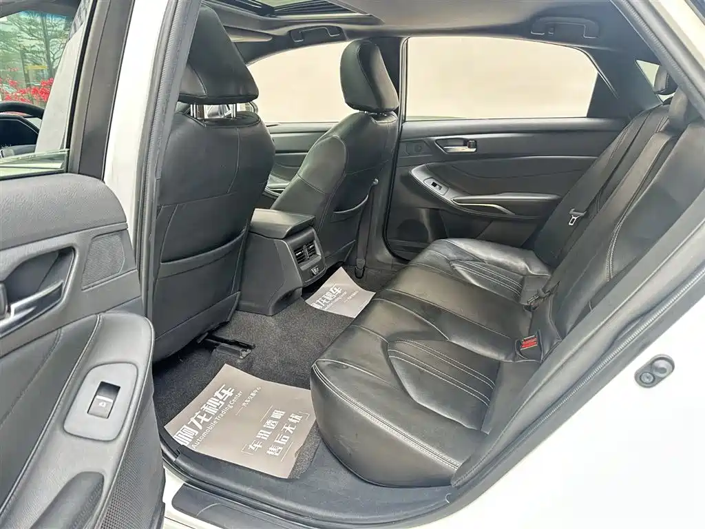 Toyota Avalon 2019 2.0L Progressive Edition (China VI) фото 11