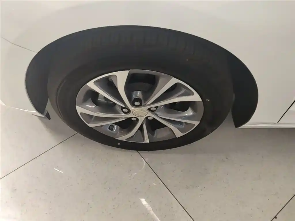 Buick Verano 2023 Pro Joy Edition фото 23