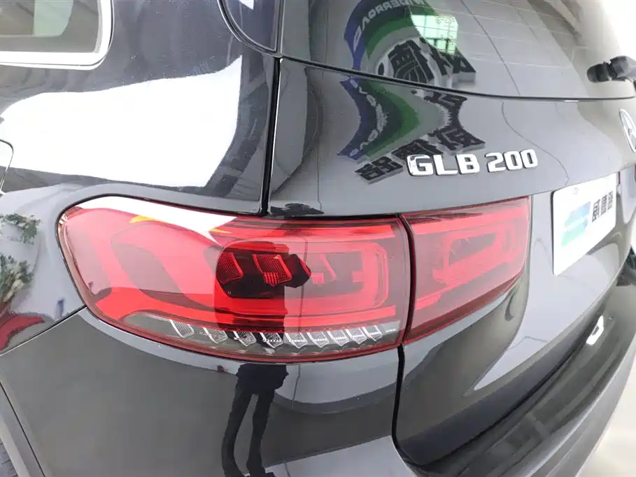 Mercedes-Benz GLB 2022 Model GLB 200 Dynamic Edition фото 37
