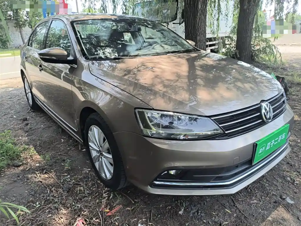 Volkswagen Sagitar 2017 1.6L Automatic Comfort фото 4