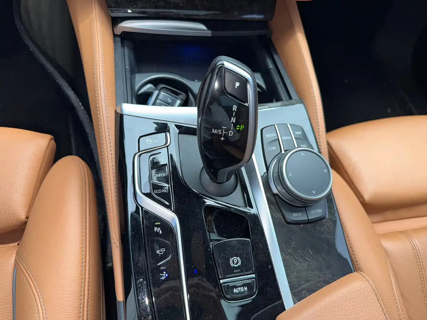BMW 6 Series GT 2022 Model 630i M Sport Package фото 7