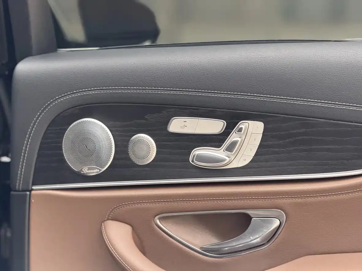 Mercedes-Benz E-Class 2020 E 300 L Luxury Model фото 9