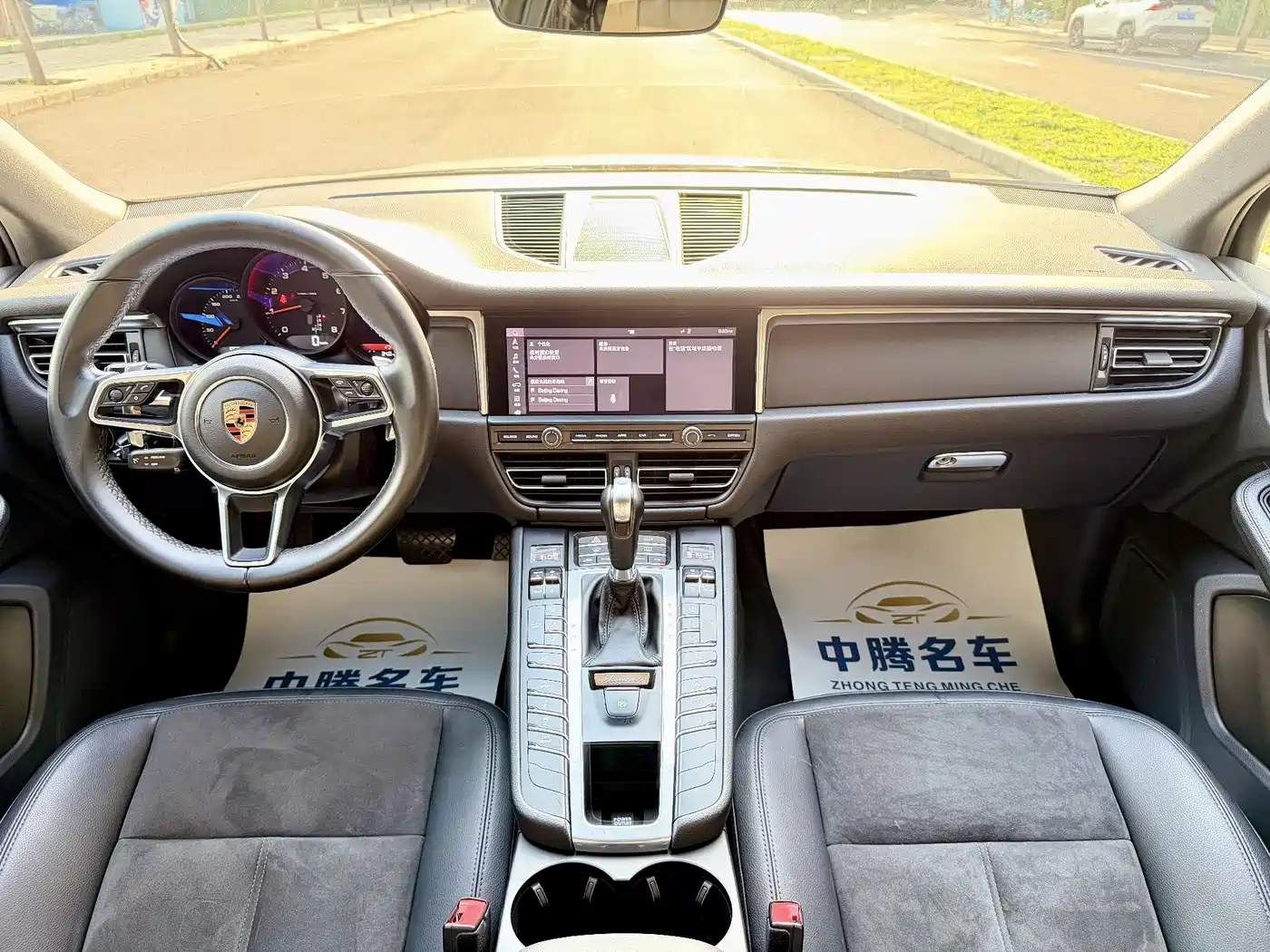 Porsche Macan 2018 Macan 2.0T фото 15