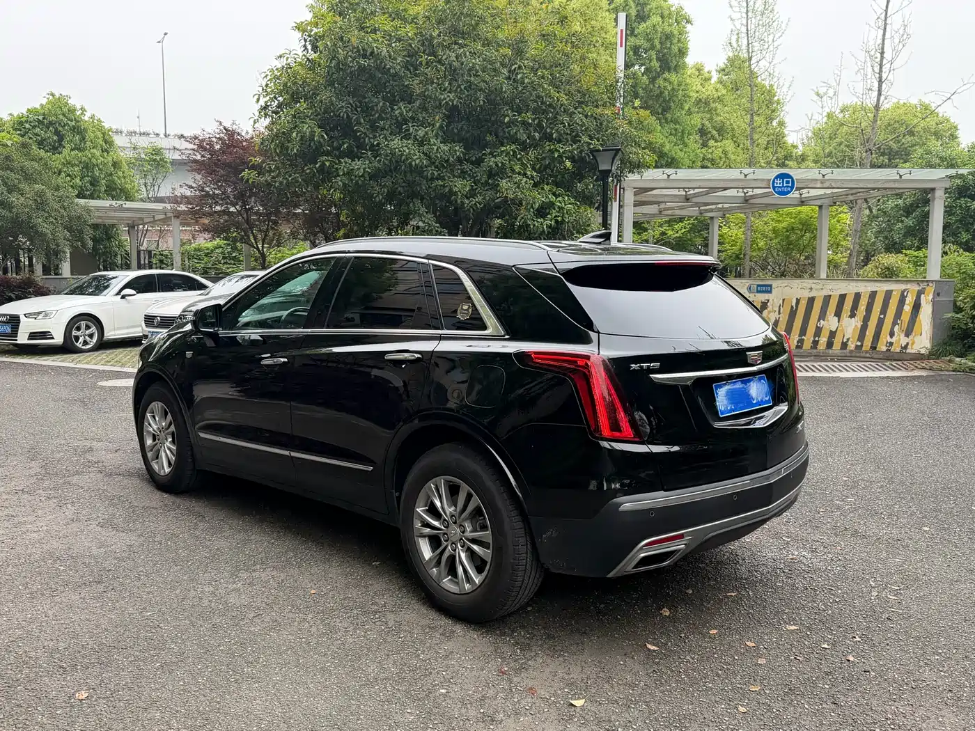 Cadillac XT5 2022 2.0T 2WD Luxury фото 4