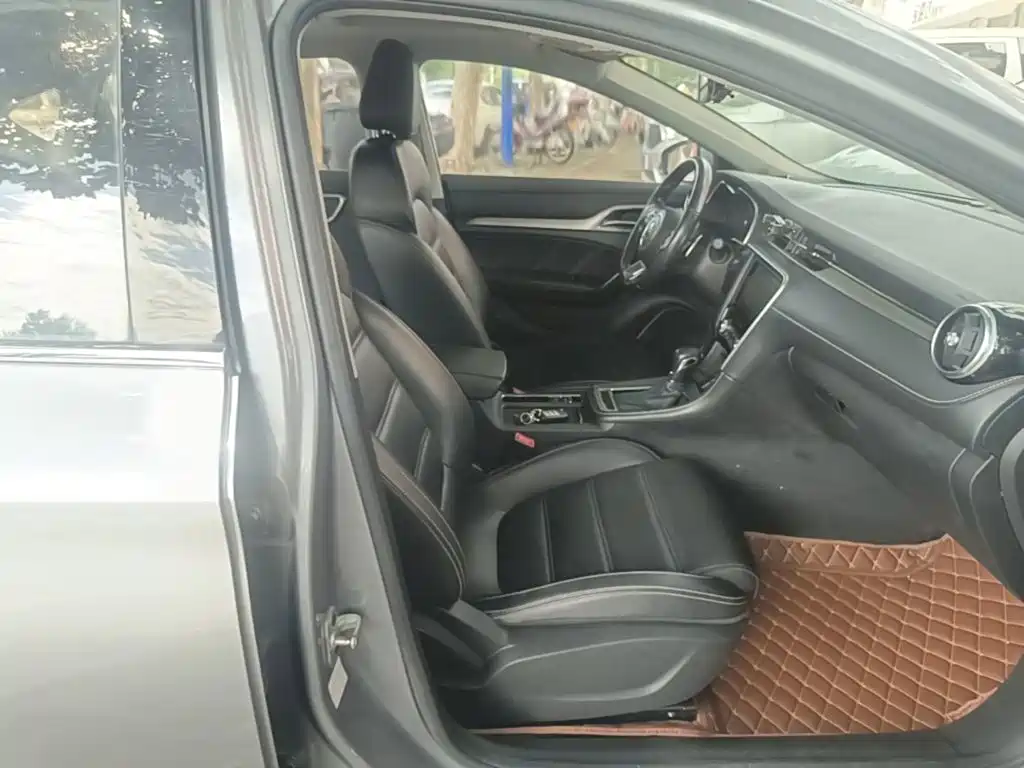 MG MG6 2018 2017 20T Automatic Luxury Smart Connect Version (China V)