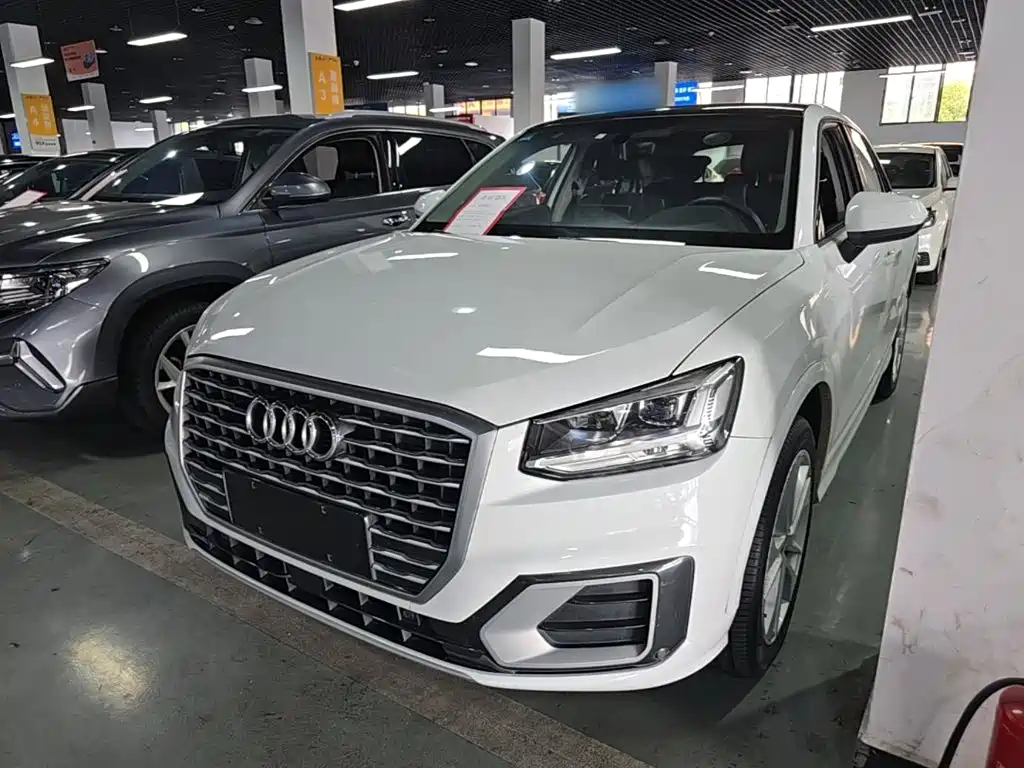 Photo 1 - Audi Q2L