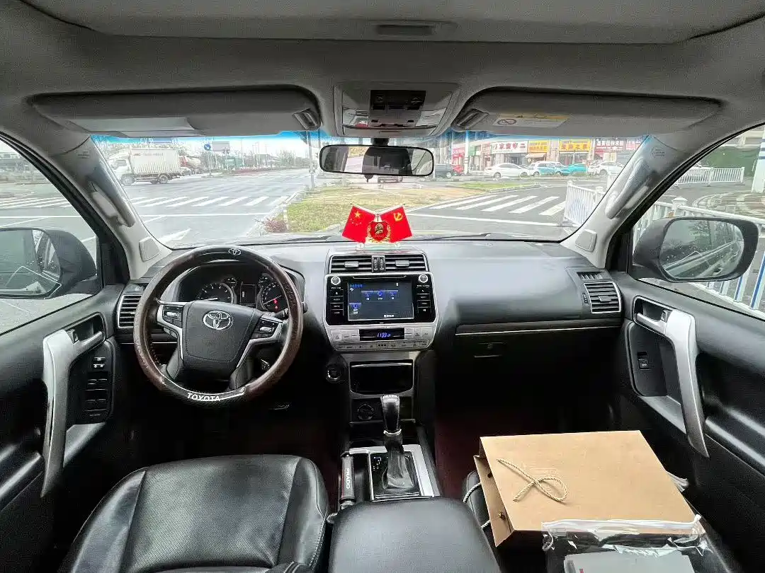 Toyota Prado 2019 3.5L Automatic TX-L Zunxiang Edition with Rear-mounted Spare Tire фото 8