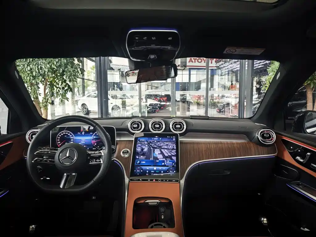 Mercedes-Benz GLC 2025 Facelift GLC 300 L 4MATIC Dynamic 7-seater фото 17