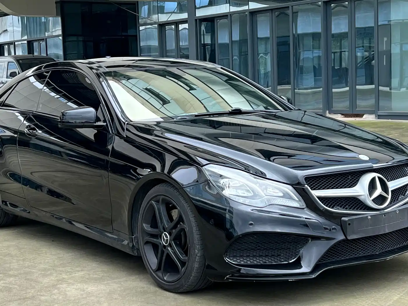Mercedes-Benz E-Class (Import) 2014 E 200 Coupe фото 3