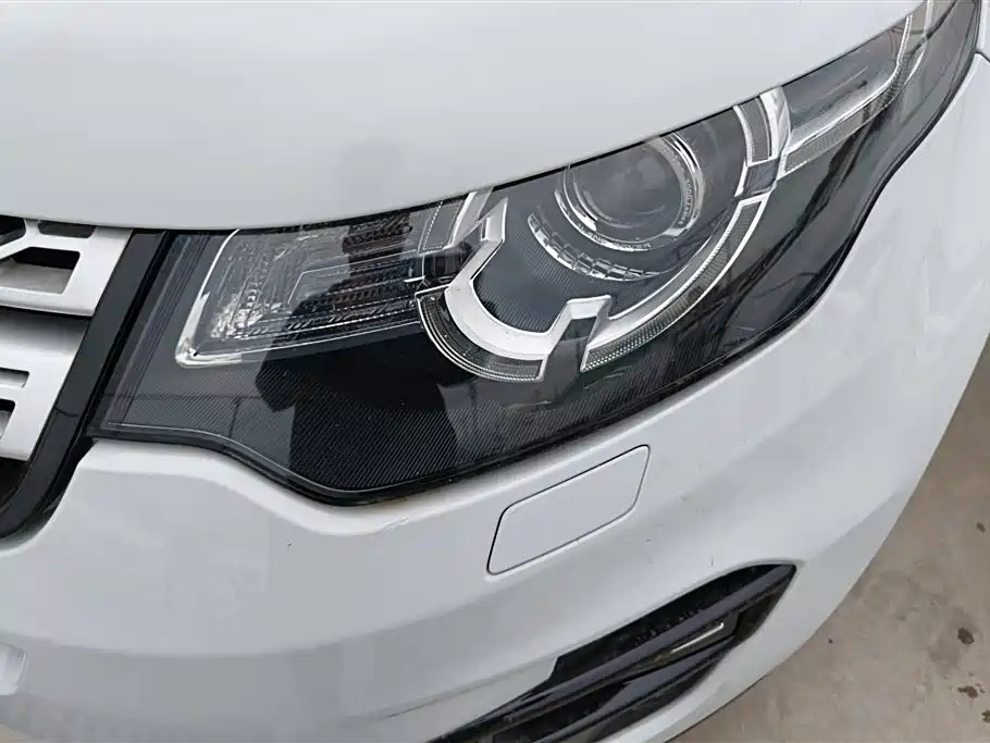 Land Rover Discovery Sport 2017 2.0T HSE фото 5