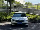 Фото 2 - Škoda Octavia