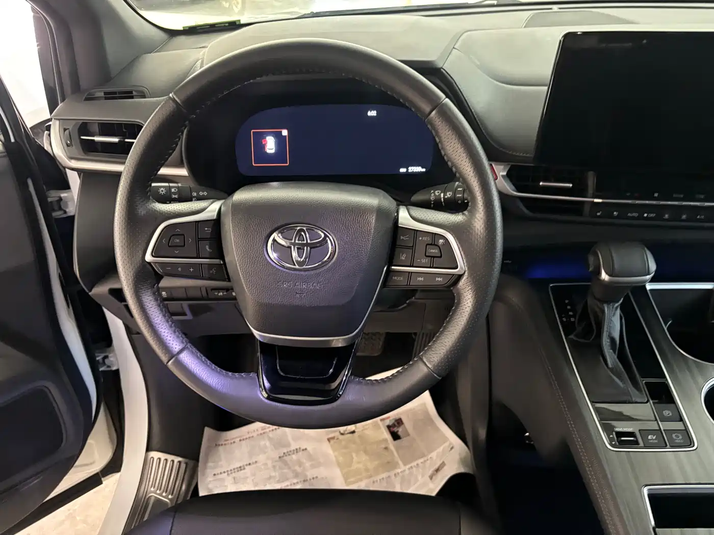 Toyota Sienna 2021 2.5L Hybrid Premium Edition фото 8