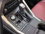 Фото 17 - Lexus NX