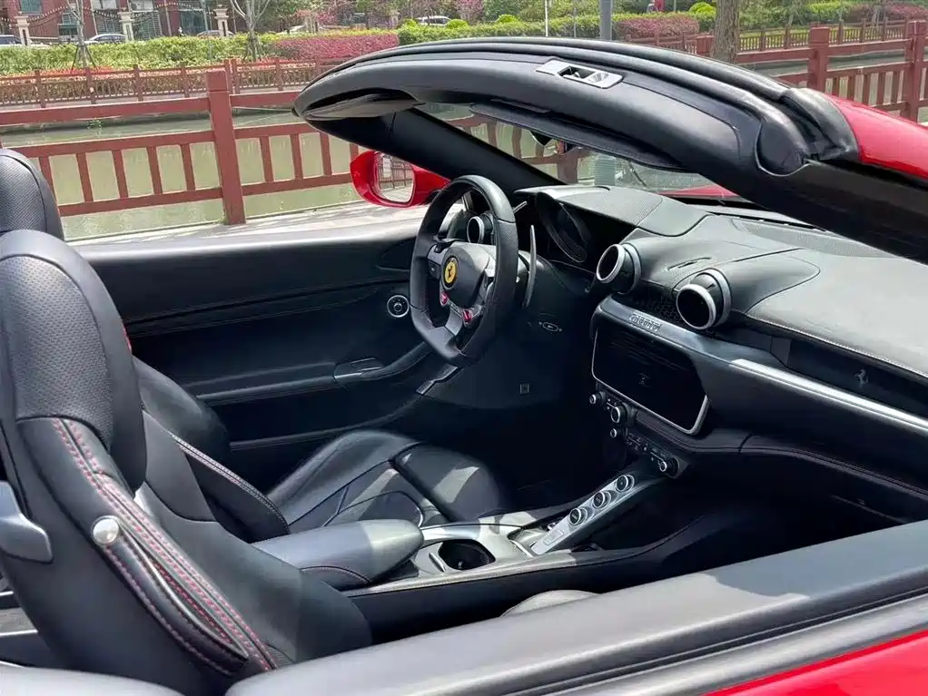 Ferrari Portofino 2019 2018 Model 3.9T