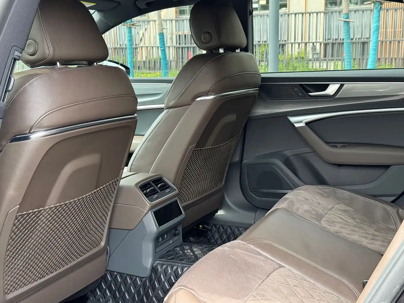 Audi A7L 2022 45 TFSI quattro S-line Vision Crystal Package фото 3