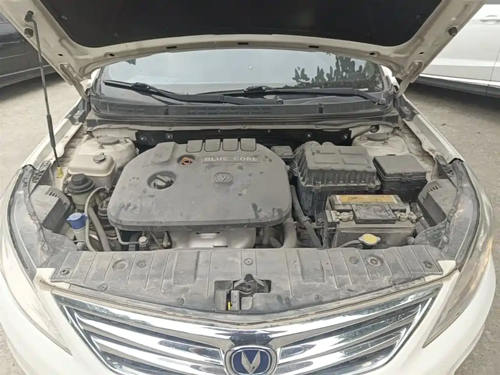 Changan Eado 2015 2015 1.6L Manual Luxury China V