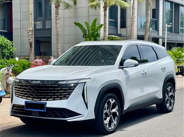 Geely Boyue L 2024