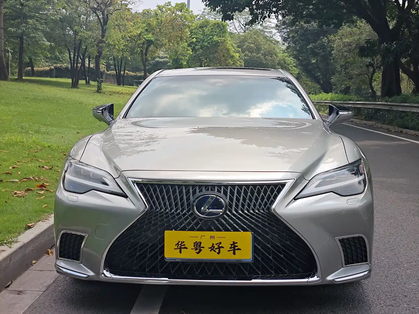 Lexus LS 2021 500h Excellence Edition фото 2