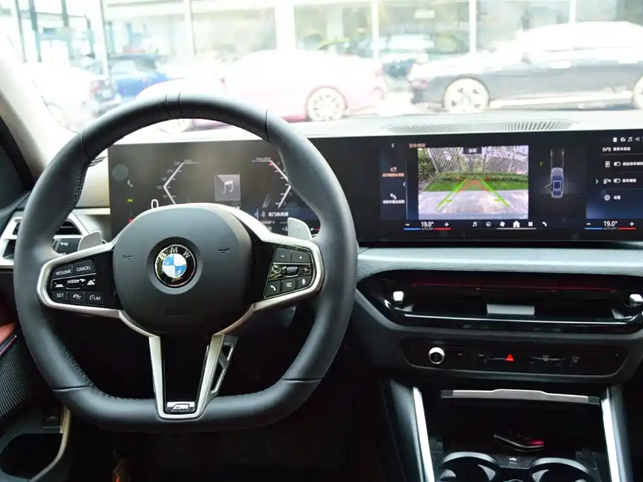 BMW 3 Series 2025 325Li M Sport Package фото 9