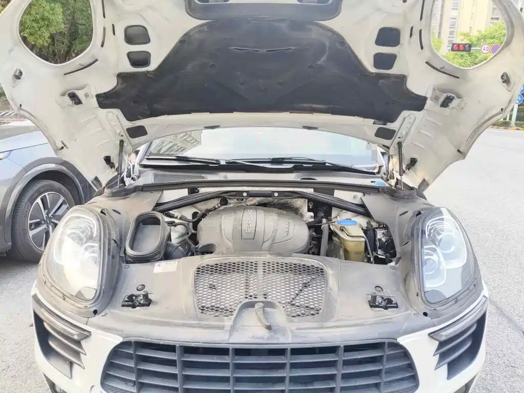 Фото 3 - Porsche Macan