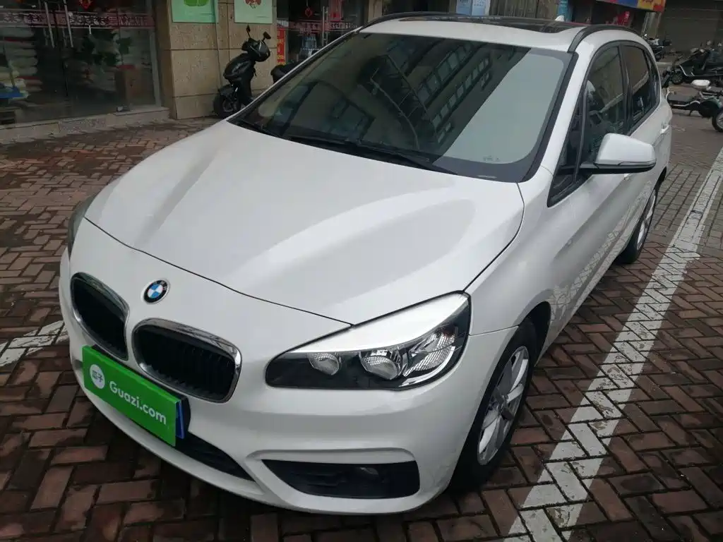 BMW 2 Series Touring 2016 2016 218i Fashion Model