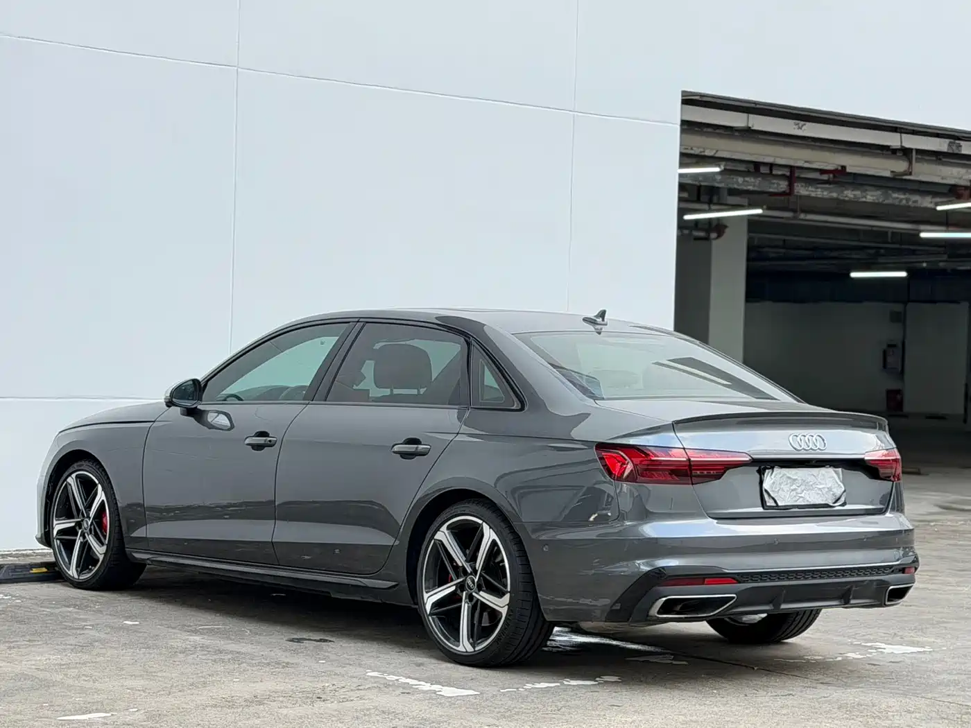 Audi A4L 2022 45 TFSI quattro Premium Dynamic фото 12
