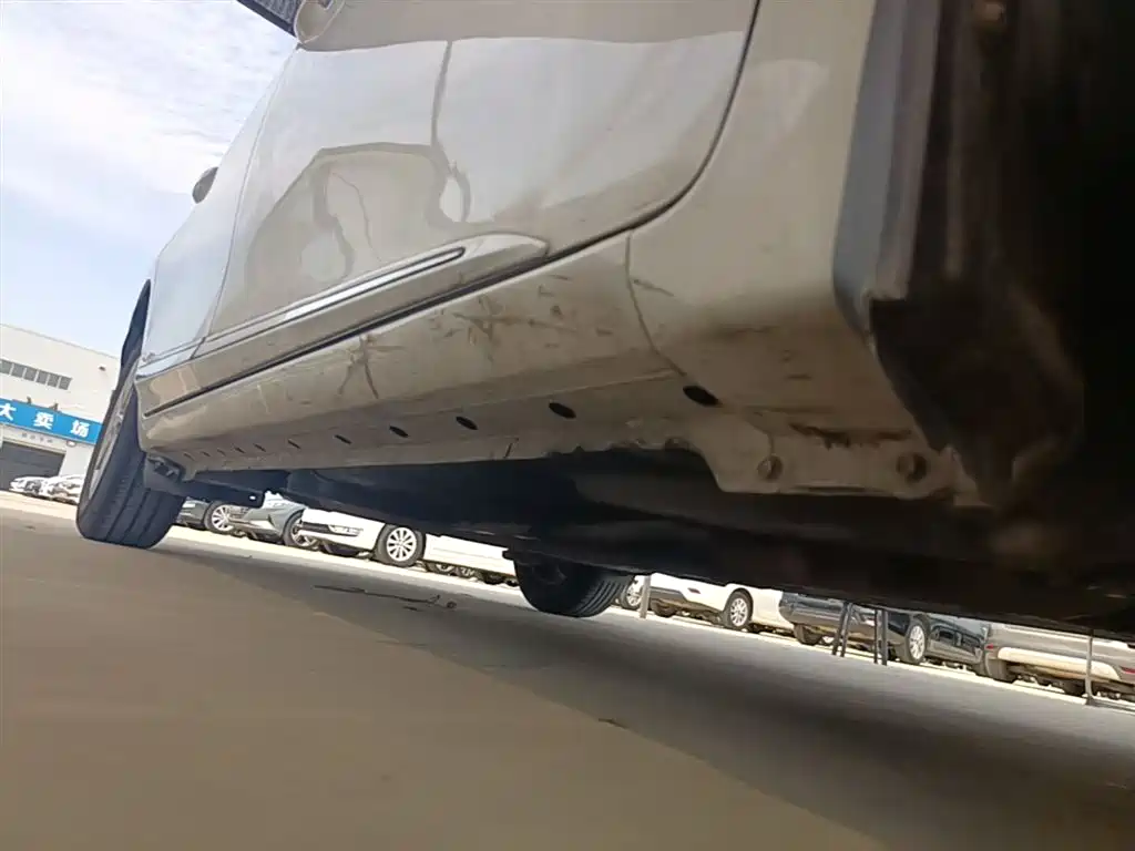 Toyota Corolla 2014 1.6L CVT GL-i фото 21