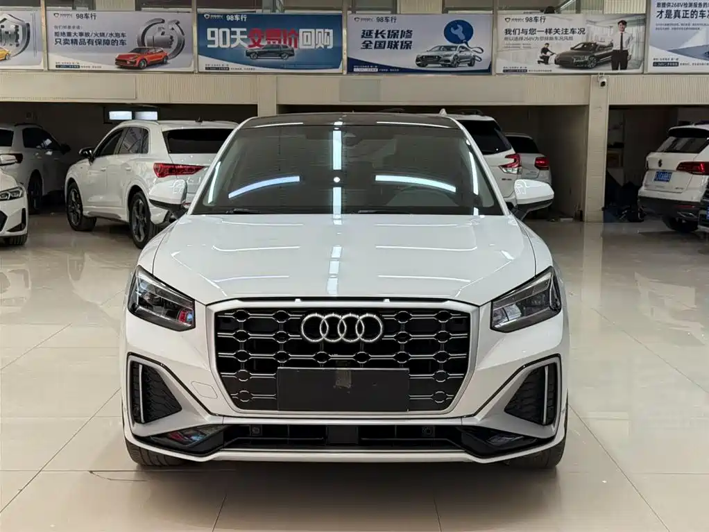 Audi Q2L 2022 35 TFSI Fashion Dynamic фото 2