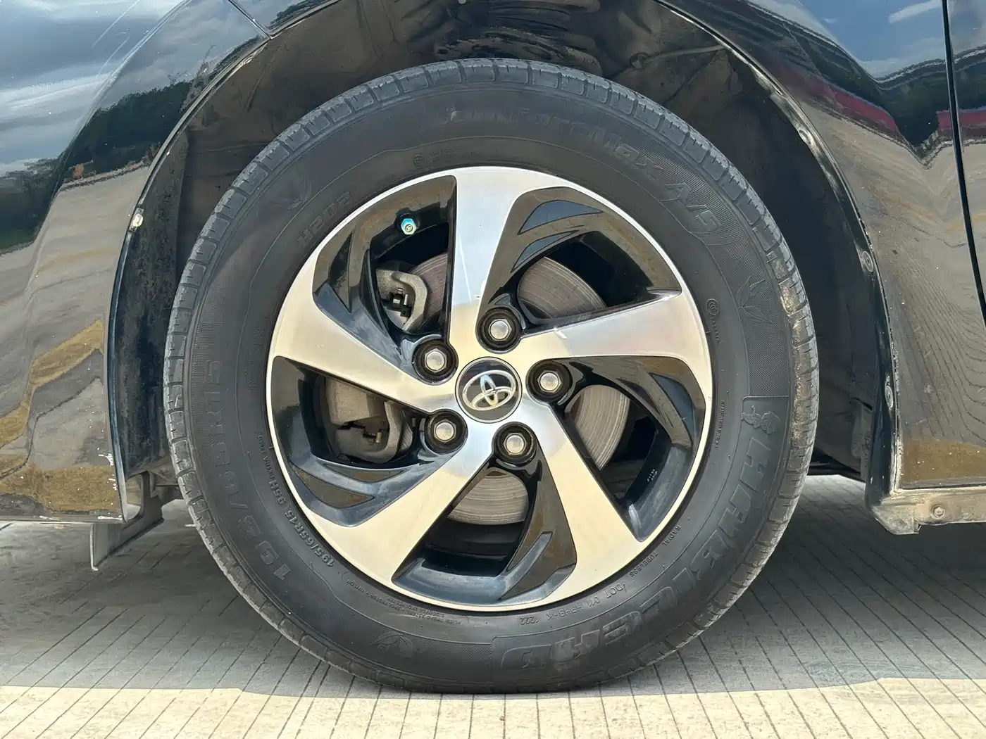 Toyota Levin 2017 Facelift 185T CVT Elite (China V) фото 11
