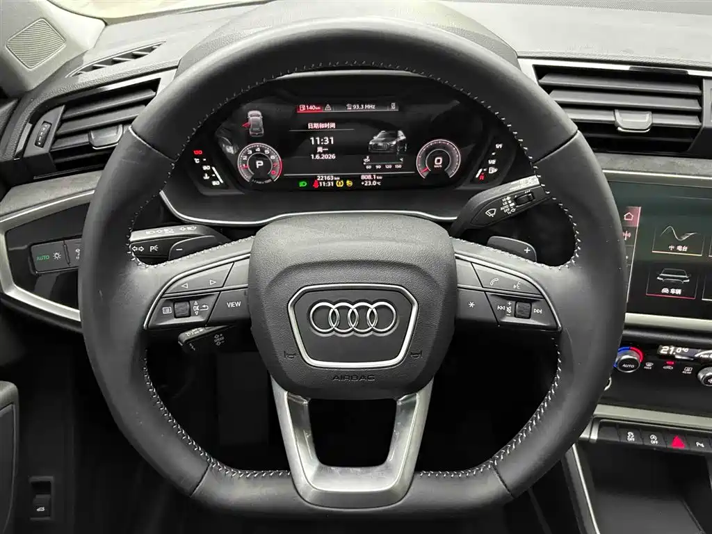 Audi Q3 2022 35 TFSI Fashion Dynamic фото 3