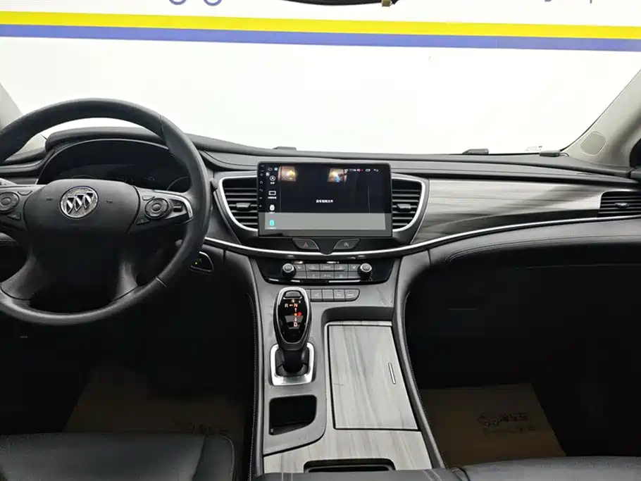Buick LaCrosse 2016 Facelift 28T Elite фото 13