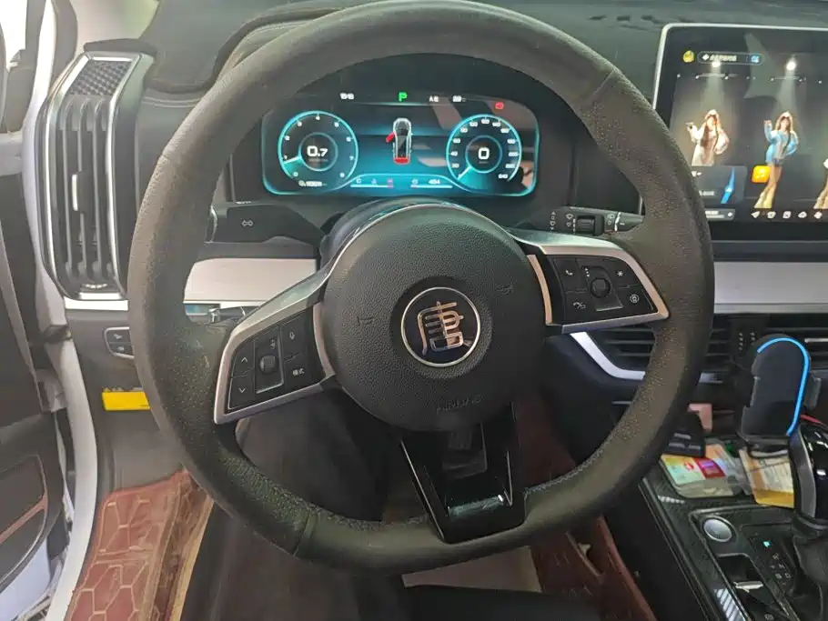 BYD Tang 2019 2018 2.0T Automatic Smart Connection Noble Edition 7-Seater China V
